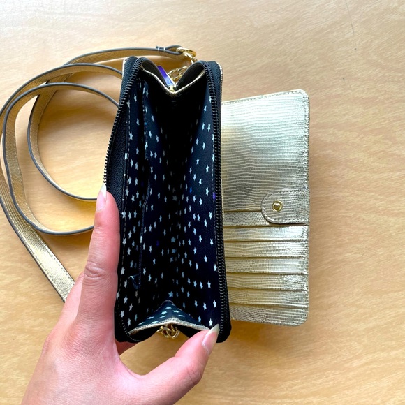 JUICY COUTURE Gold Quilted Clutch - Picture 5 of 8